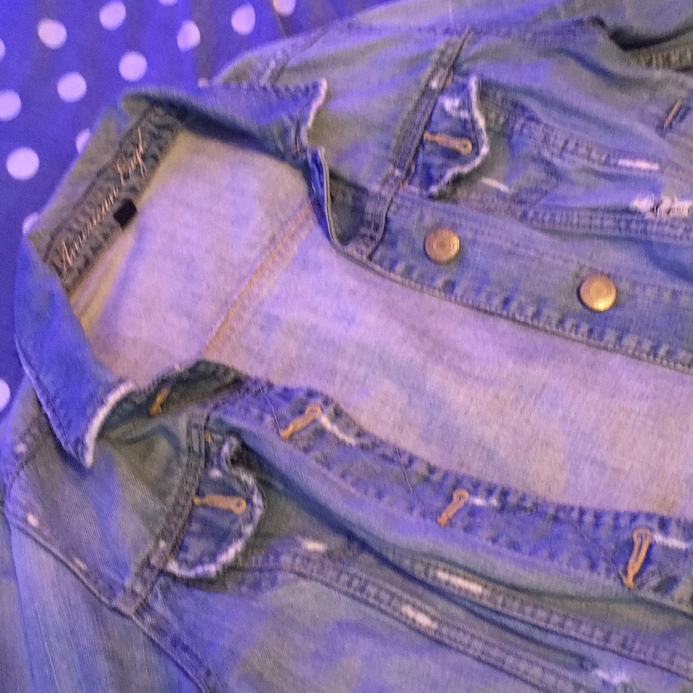 Jean jacket - Picture 3 of 3